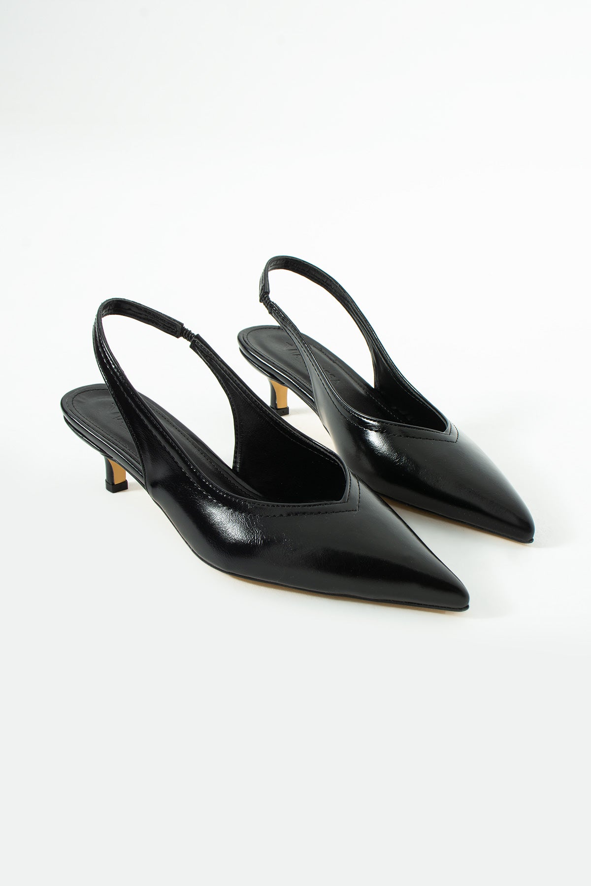 Vaghessa Alvara Siyah Slingback Arka Açık Lastikli